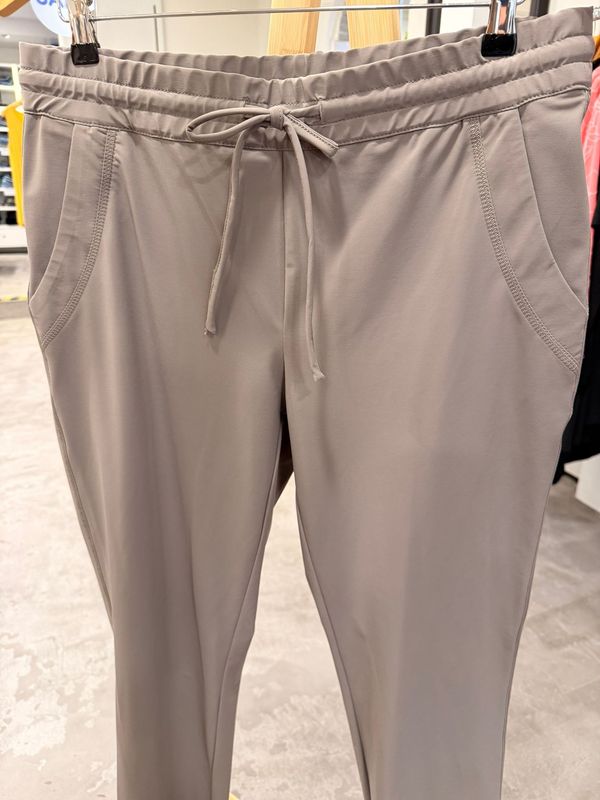 Janna Trainer 3381 taupe