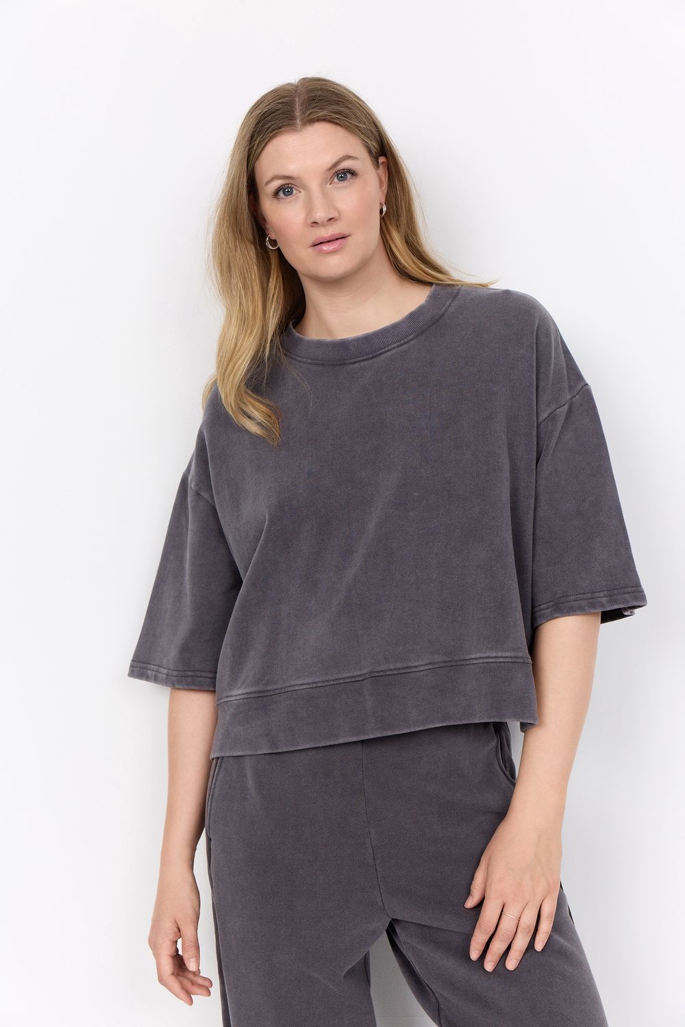 WA-AILI 1 shirt dark earth