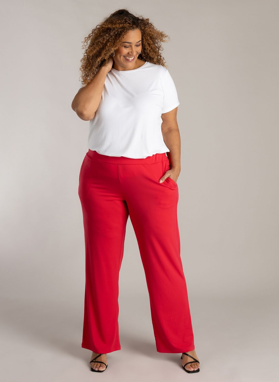 9000648 Niki Summer Red