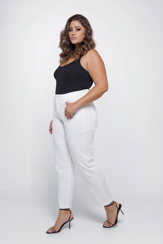 GIGI Motel White – Mom L. 30