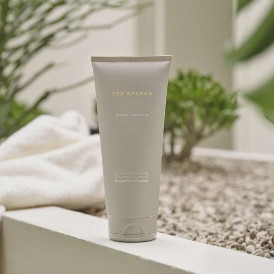 TED SPARKS - Body Scrub - Tonka &amp; Pepper