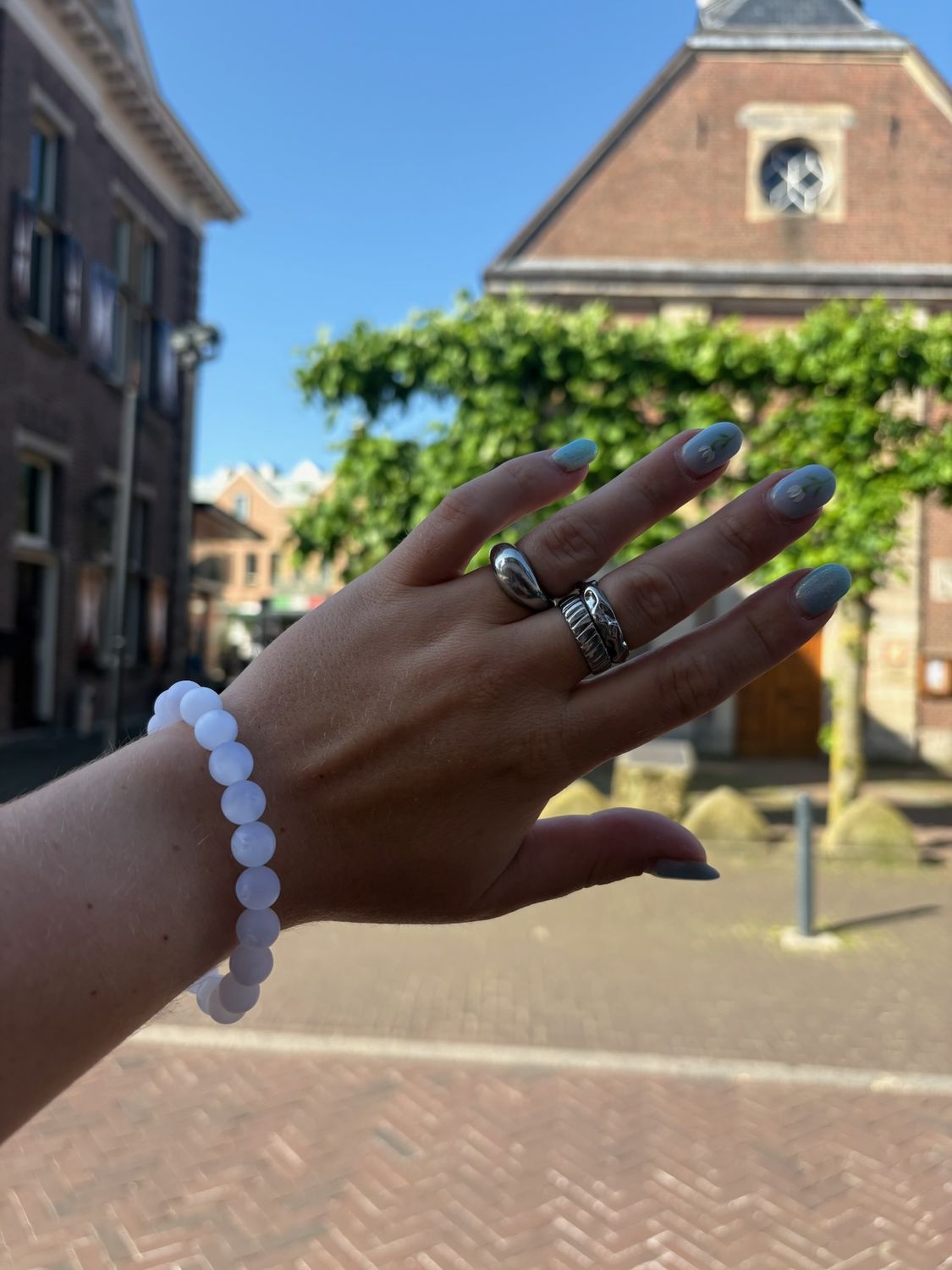 Armband kleine kralen wit
