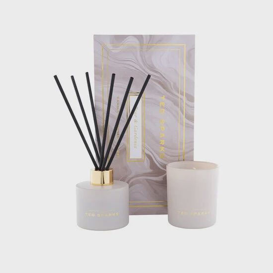 TED SPARKS - Candle &amp; Diffuser Gift Set - Pear &amp; Gardenia