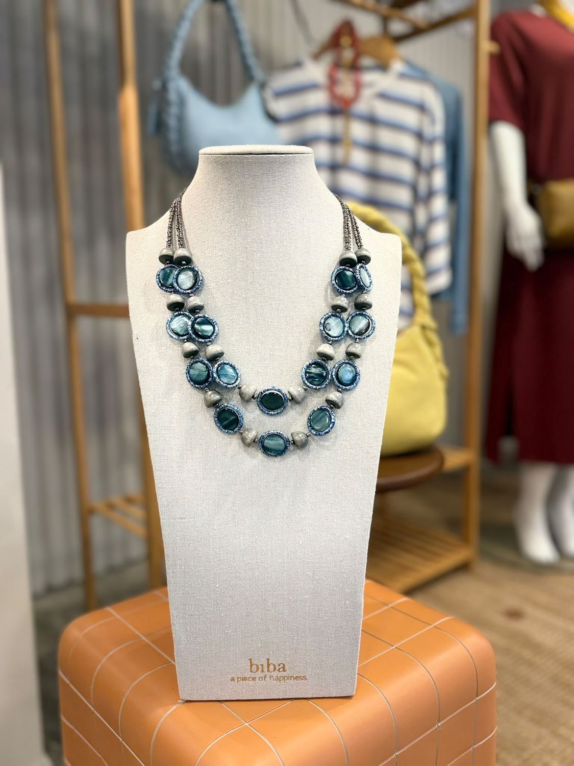 Collier Aqua blauwe cirkels