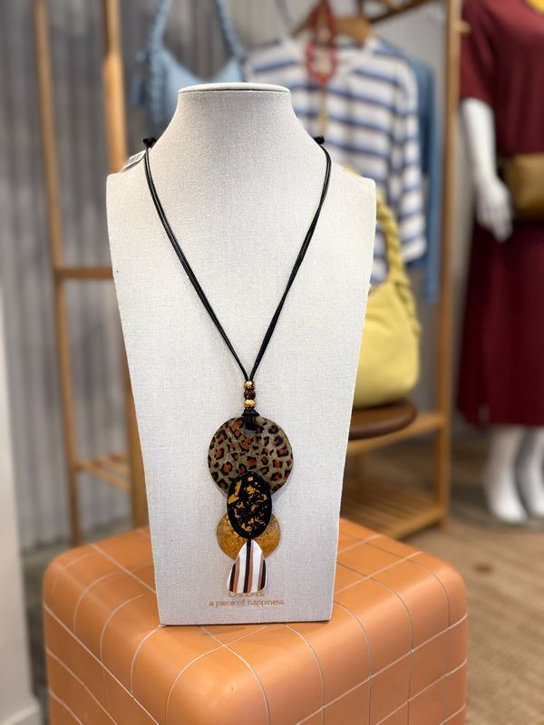Collier met panter motief