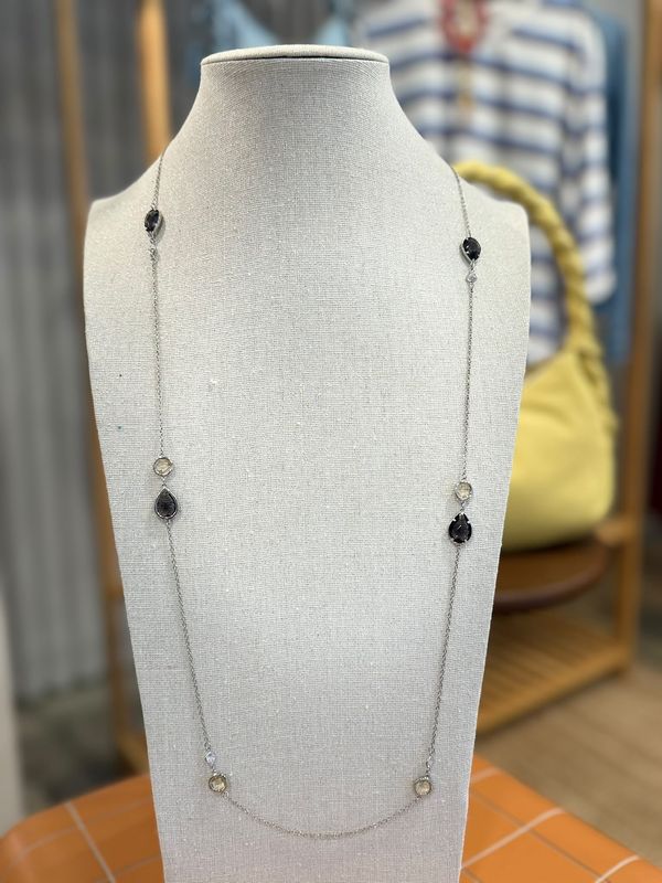 Collier Zilver met rode druppels
