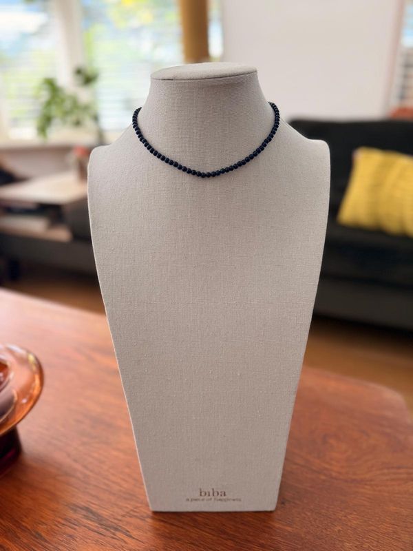 collier kort klein steenje blauw