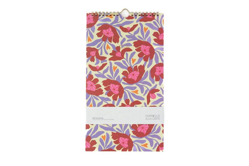Verjaardagskalender met bloemen in beige