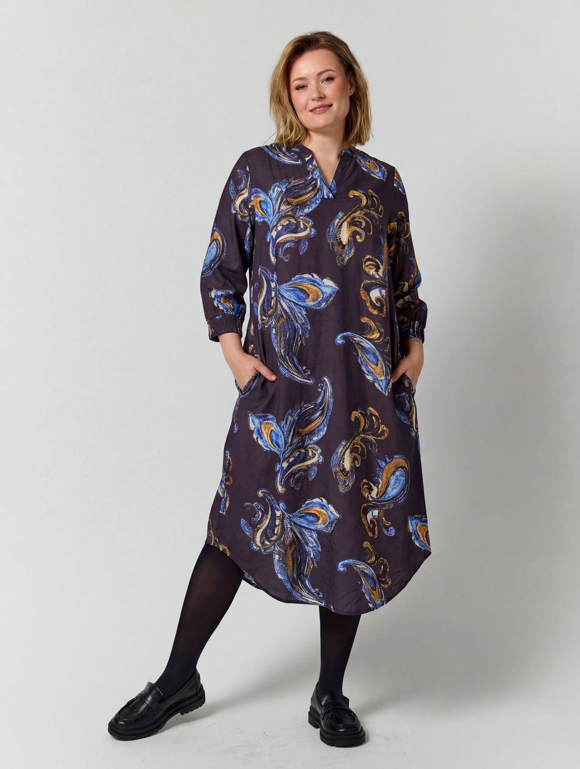 G266051 GValdis Dress Blue print