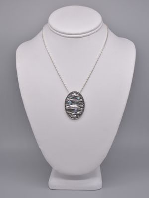 20209 - Pendant Oxidized Wrinkle Oval with Opal