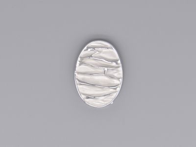 20218 - Pendant White Wrinkle Oval