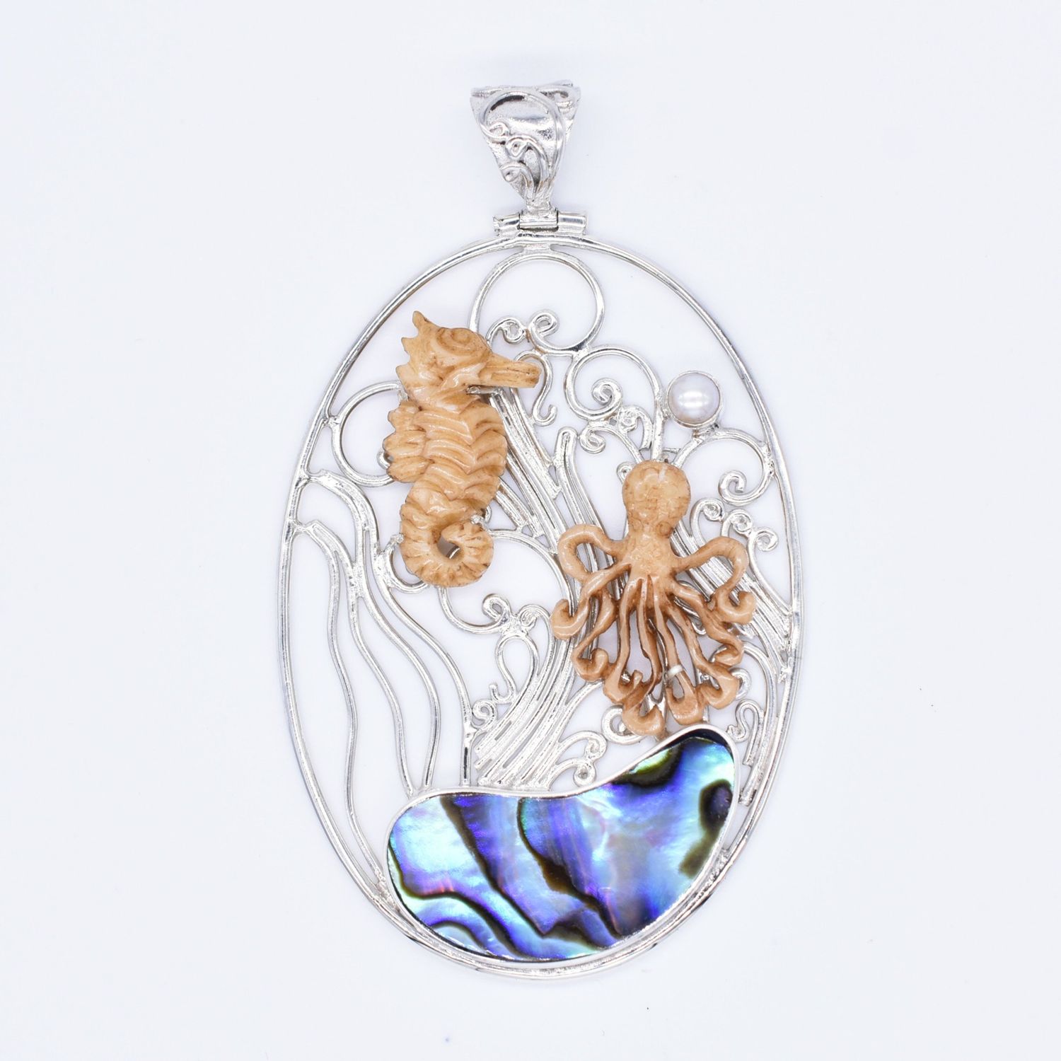 PENDANT ONLY - P10802 - GDS - Oval w/Bone Sealife, Animal: Seahorse &amp; Octopus