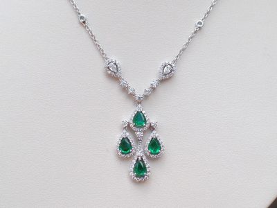 18K W/G Emerald &amp; Dia Fancy Necklace, E: 0.88ct, D: 1.36ct