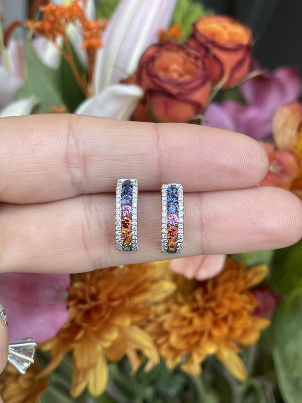 18K W/G Multi Color Sapphire &amp; Diamond Earrings, S: 1.20ct, D: 0.33ct