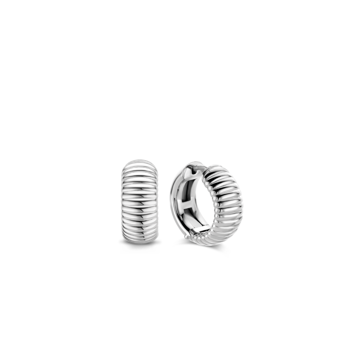 7840SI- Chunky Silver Fluted Huggie Earrings