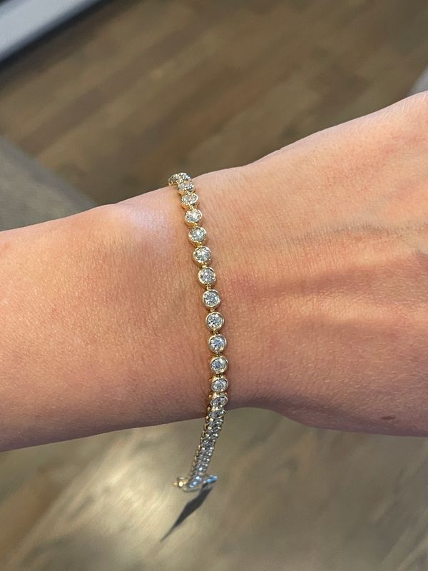 14K Y/G LAB Bezel Set Diamond Bracelet, D: 4.02ct