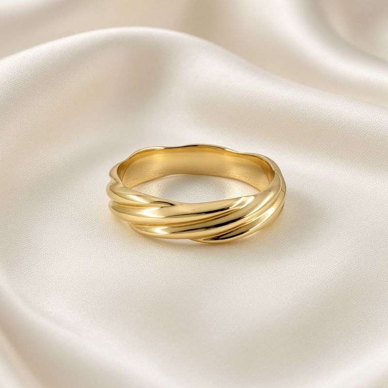 14K Y/G Band with Twisted Design, size 5.75, 4mm