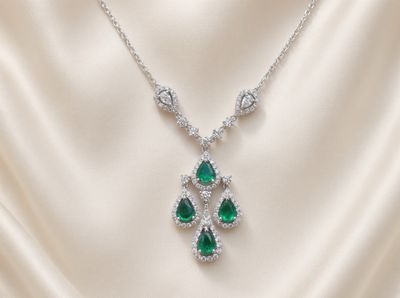 18K W/G Emerald &amp; Dia Fancy Necklace, E: 0.88ct, D: 1.36ct