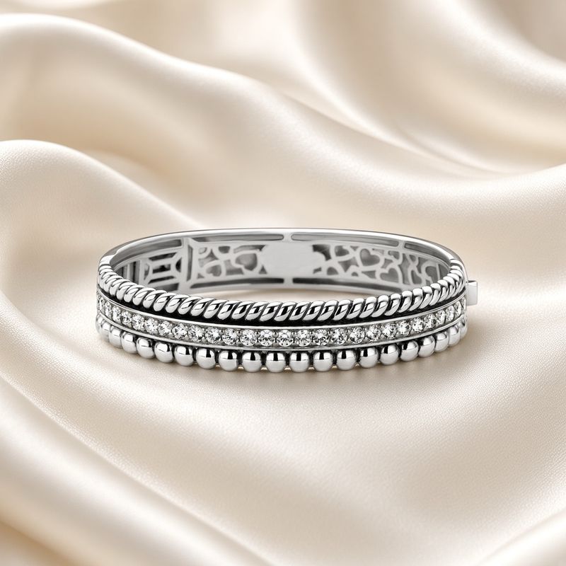 Chic Silver Bangle