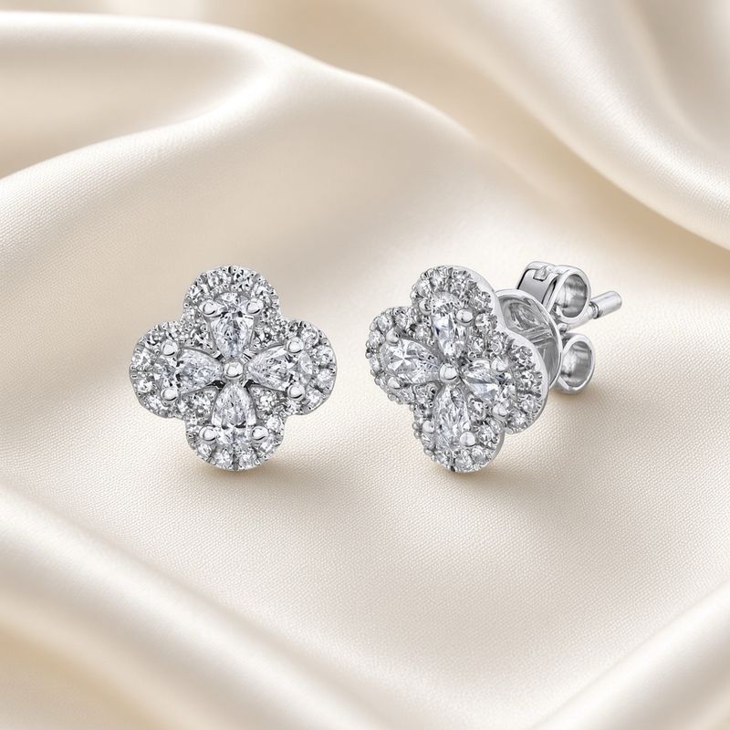 14K W/G Diamond Clover Stud Earrings, D: 0.60ct