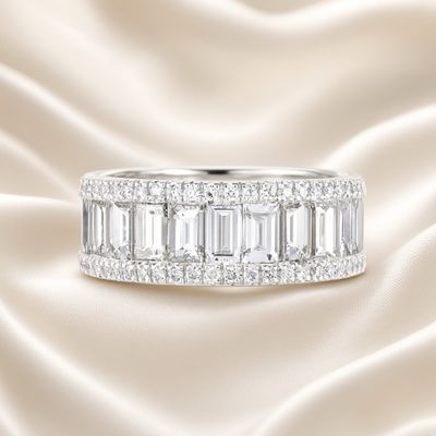 18K W/G Emerald Cut Diamond Band, D: 2.97ct, FG, VS1-VS2