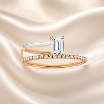 14K Y/G Half Round Diamond and White Enamel, D: 0.60ct
