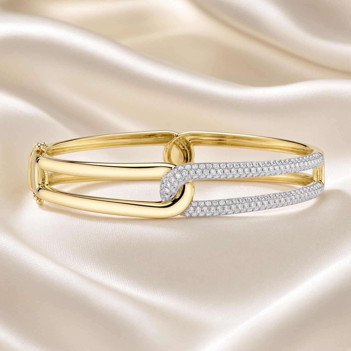 14K Y/G Interlocking Diamond Bangle1.45CT