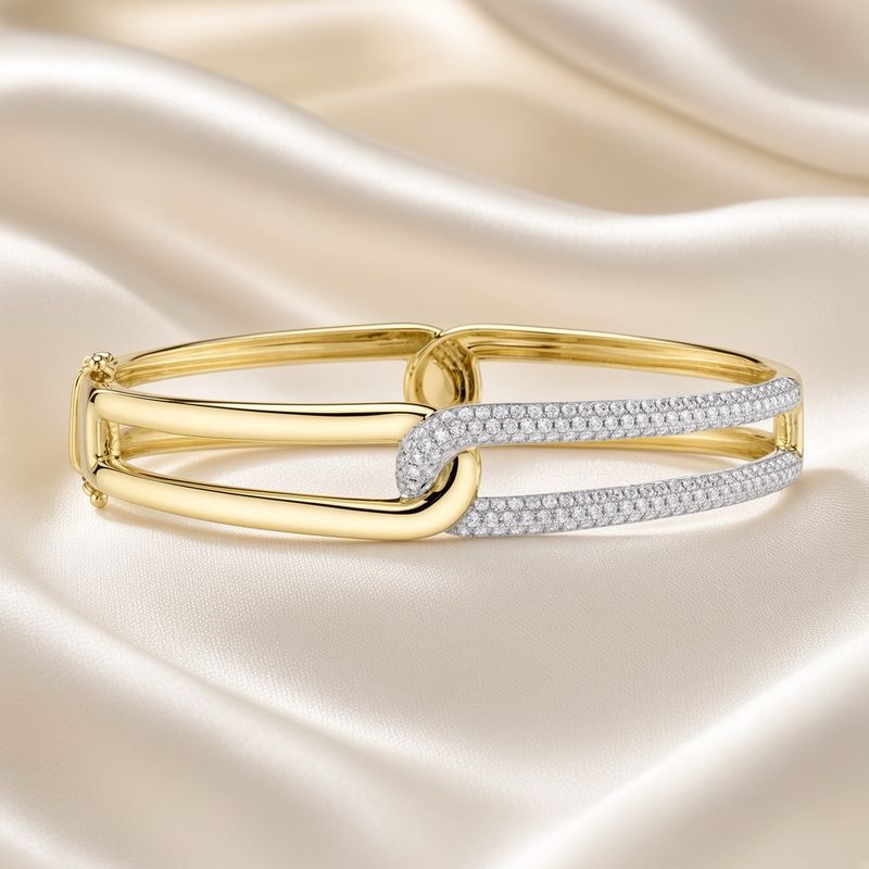 14K Y/G Interlocking Diamond Bangle1.45CT