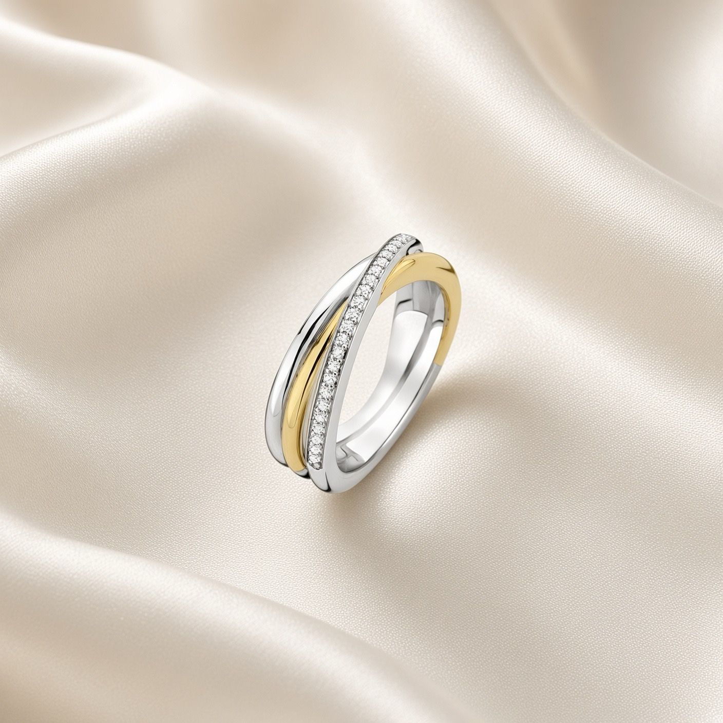 2 Tone Overlap Ring with Zirconia