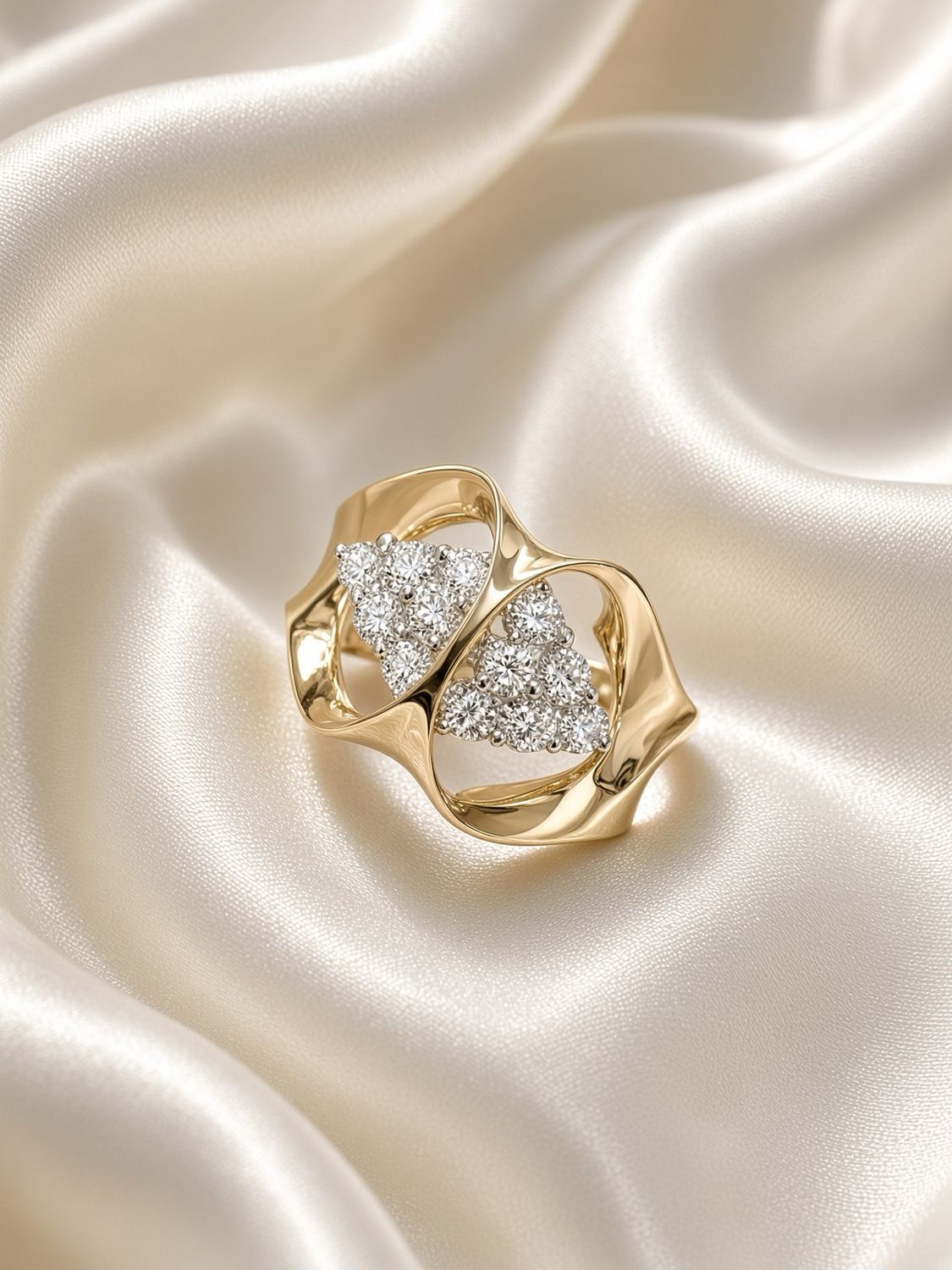 Sculpted Gold &amp; Diamond Ring