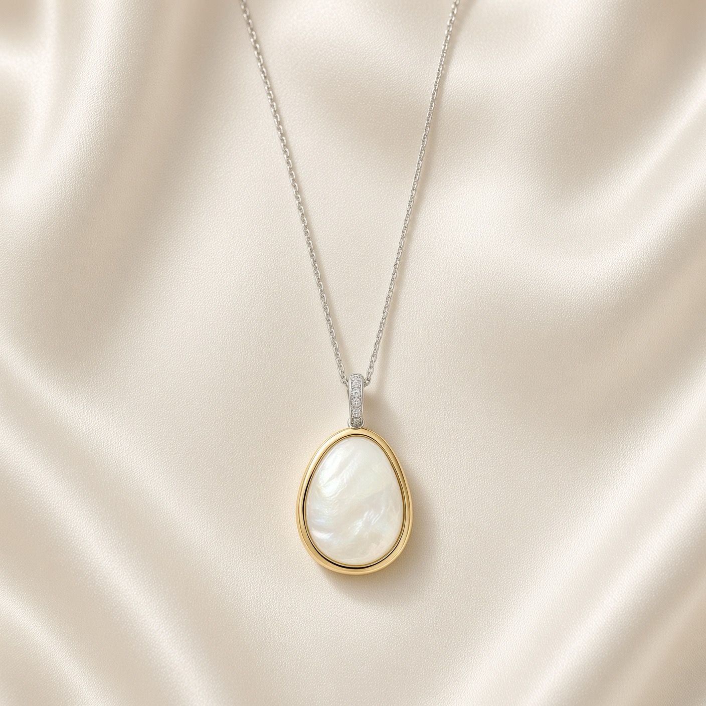 Mother of Pearl Pebble Necklace