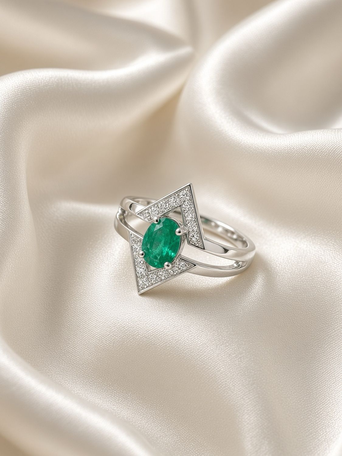 Vintage Emerald Statement Ring