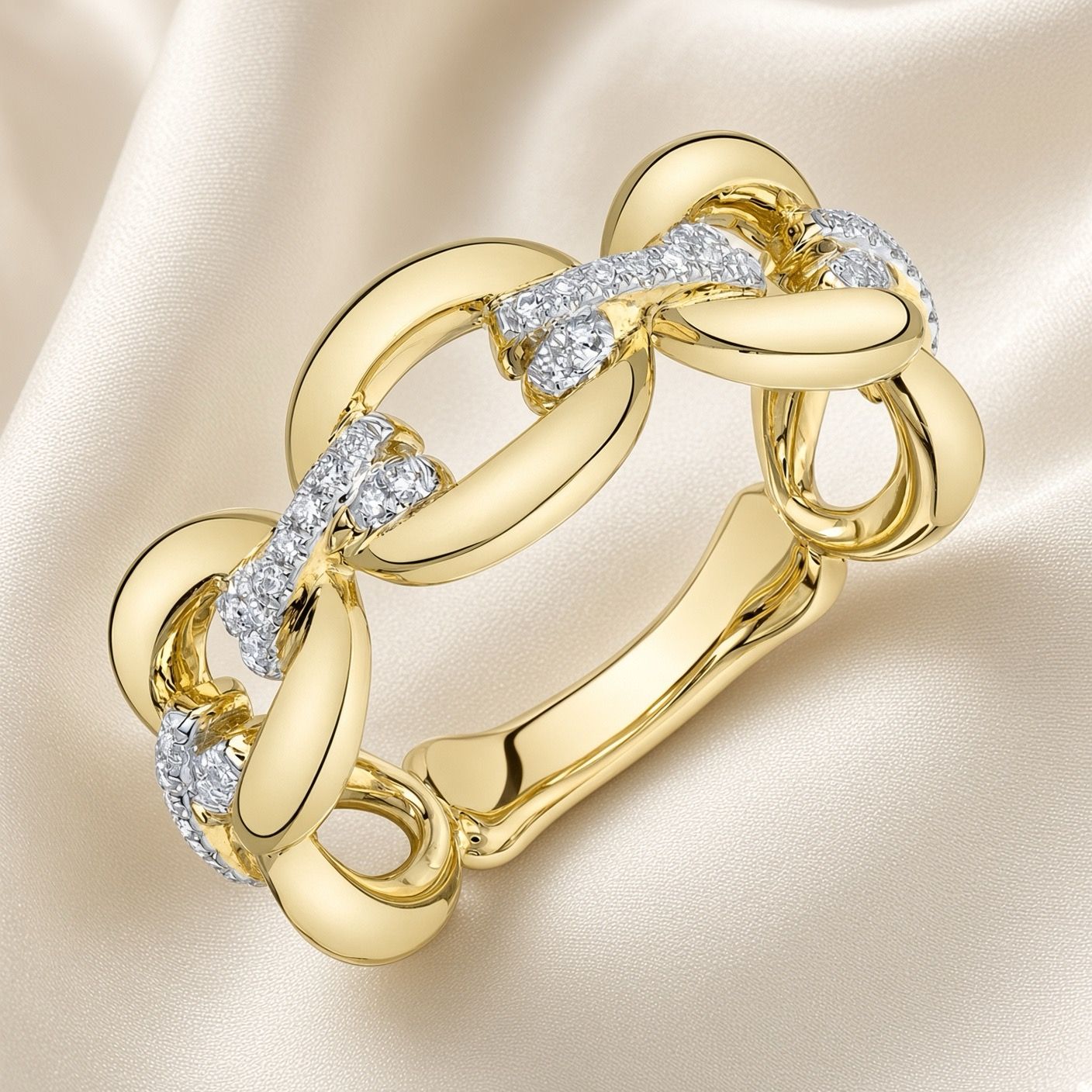 14K Y/G Oval Link Diamond Ring, D: 0.09ct