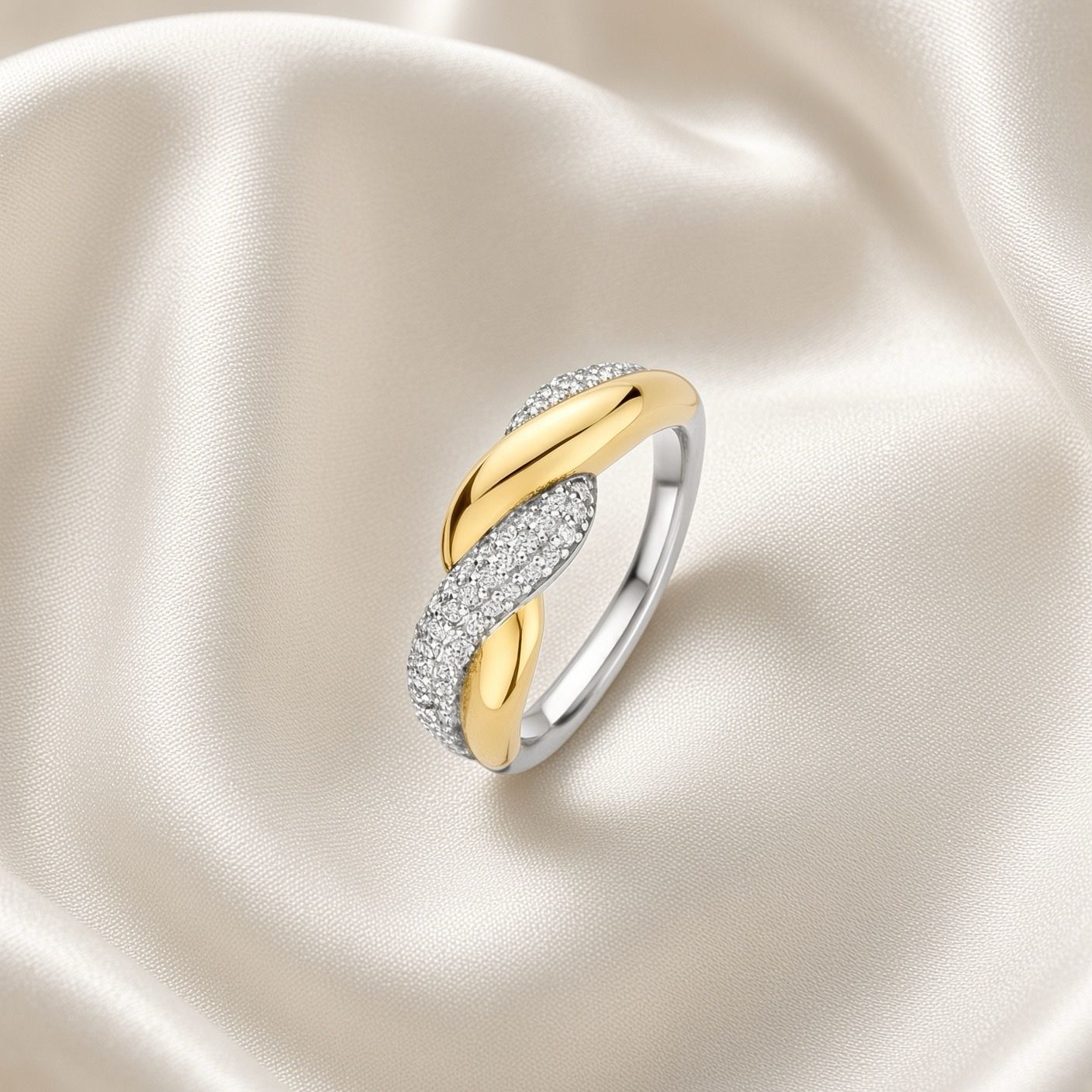 Twisted Zirconia Ring