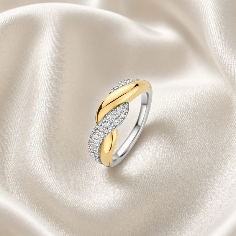 Twisted Zirconia Ring