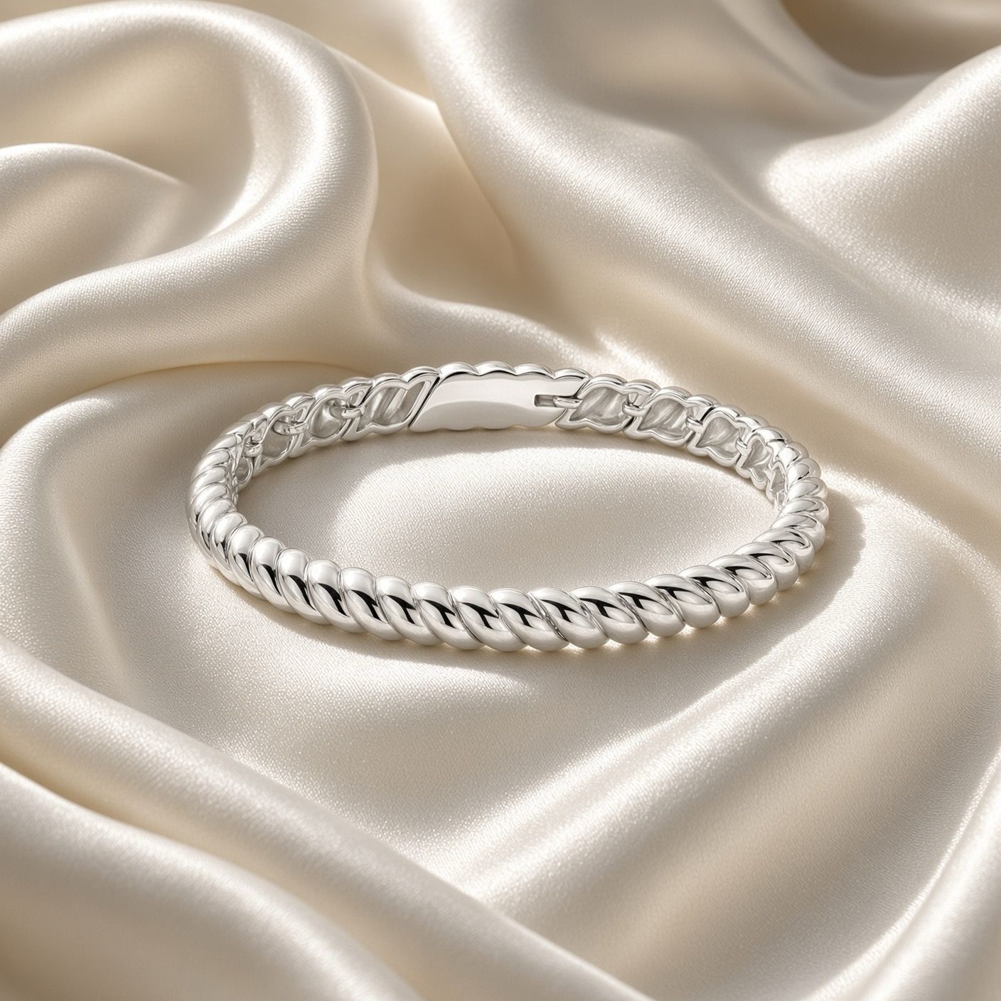 23095SI- Silver Vintage Ribbed Bangle