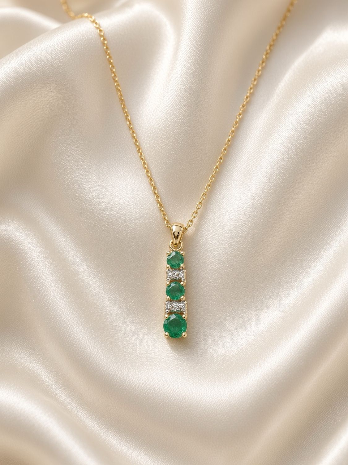 Graduated Emerald &amp; Diamond Pendant