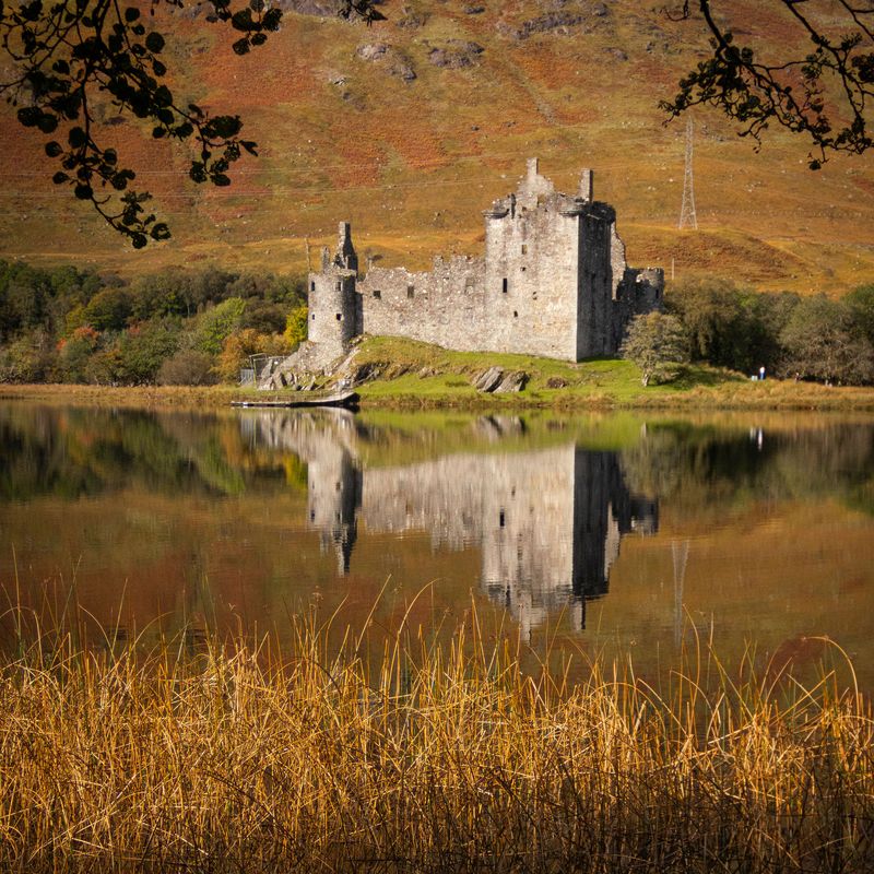 Kilchurn Castle Scottish Buildings and Location Wall Art Canvas Prints