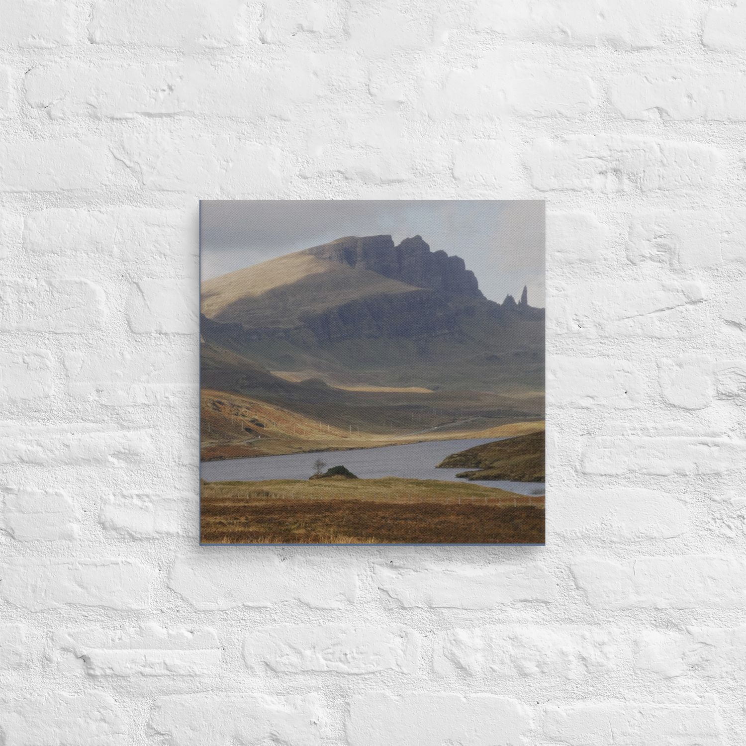 Old Man of Storr wall art Canvas Print