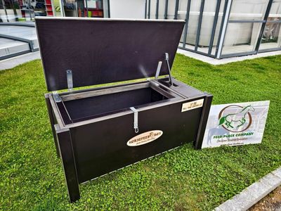Original HORSEFEED BOX FULL TIME CONTROLLED DEEP LONG BLACK EDITION