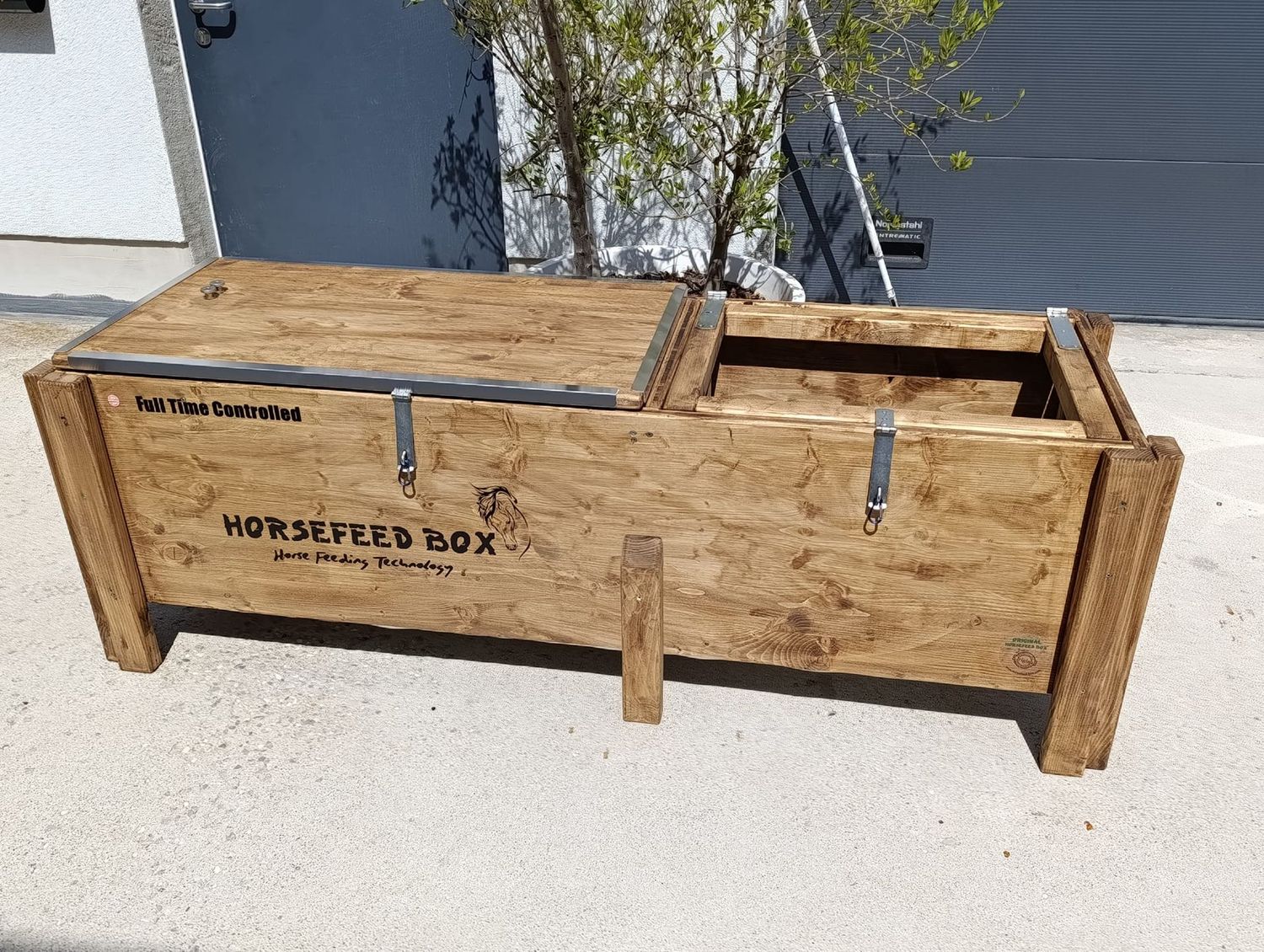 Original HORSEFEED BOX FULL TIME CONTROLLED DEEP DAY &amp; NIGHT DoubleDeep Long