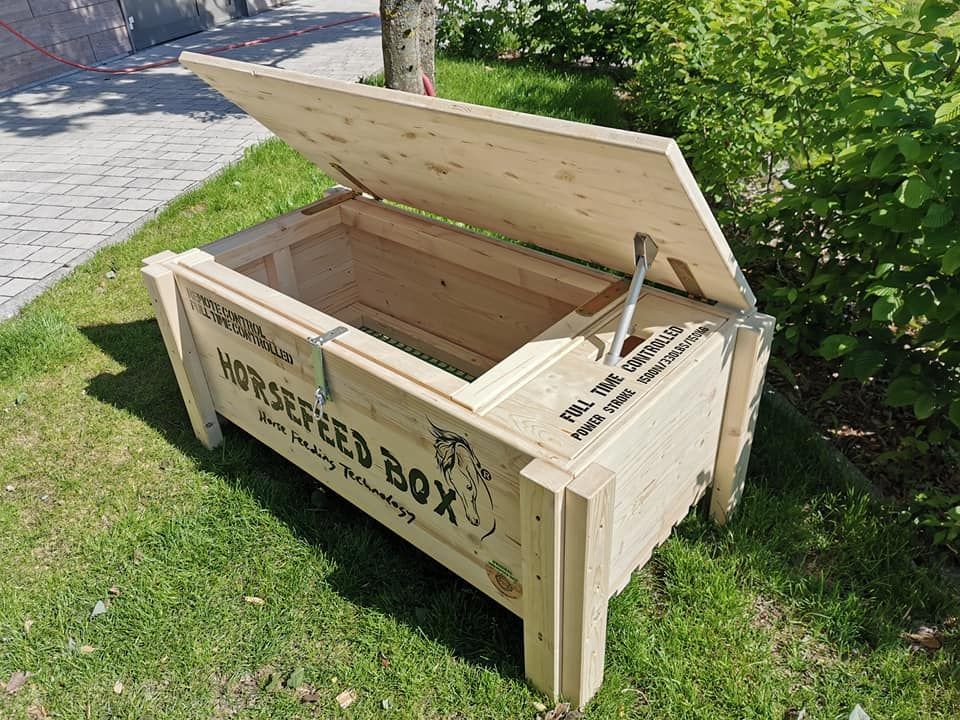 Original HORSEFEED BOX FULL TIME CONTROLLED DEEP MINI SHETTY