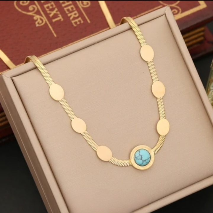Collier Pierre bleu opale en acier inoxydable doré à l&#39;or fin 18 carats