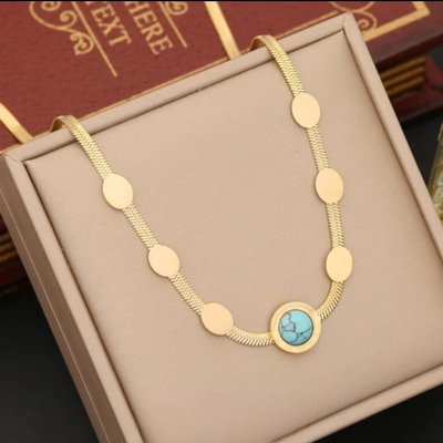 Collier Pierre bleu opale en acier inoxydable doré à l&#39;or fin 18 carats
