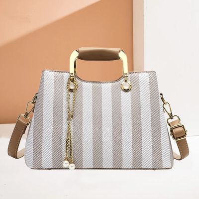 Sac à main avec chaine perlée, poignet en métal, élégant, chic, de luxe, en cuir PU de haute qualité