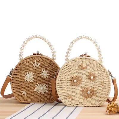 Petit sac à main avec manche de perles en paille de rotin pour dames