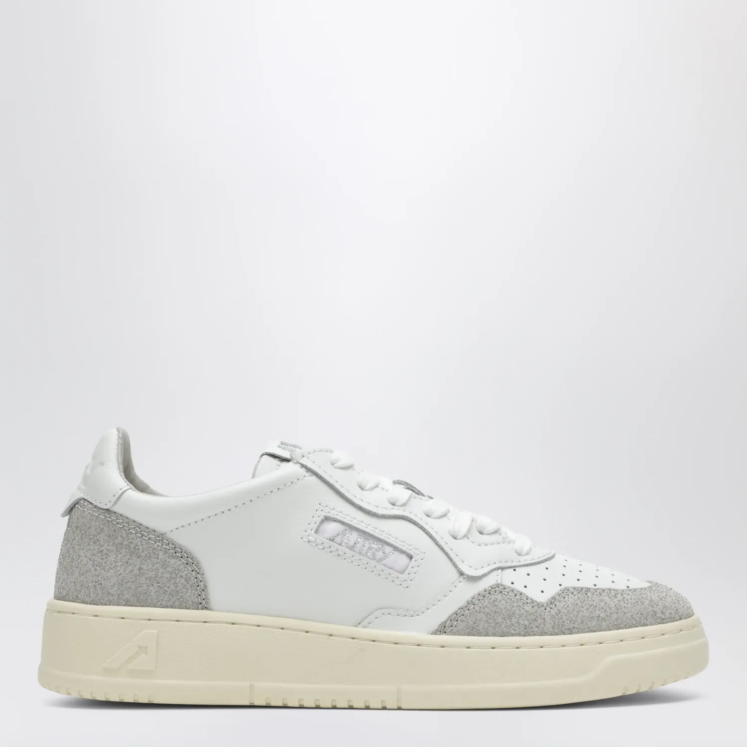 AUTRY Medalist Low Sneakers in white leather and glitter suede
