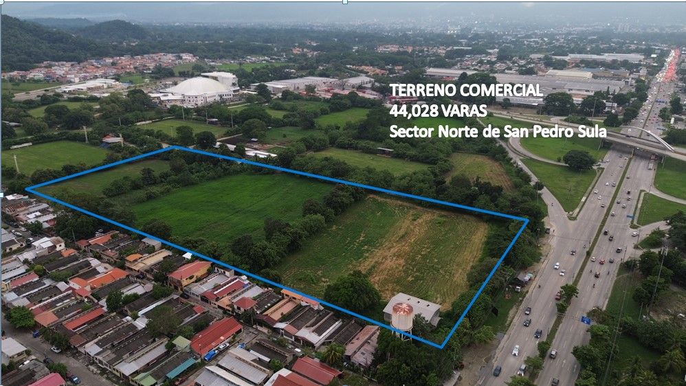 Terreno Comercial de 44,028 v² | $12,107,000