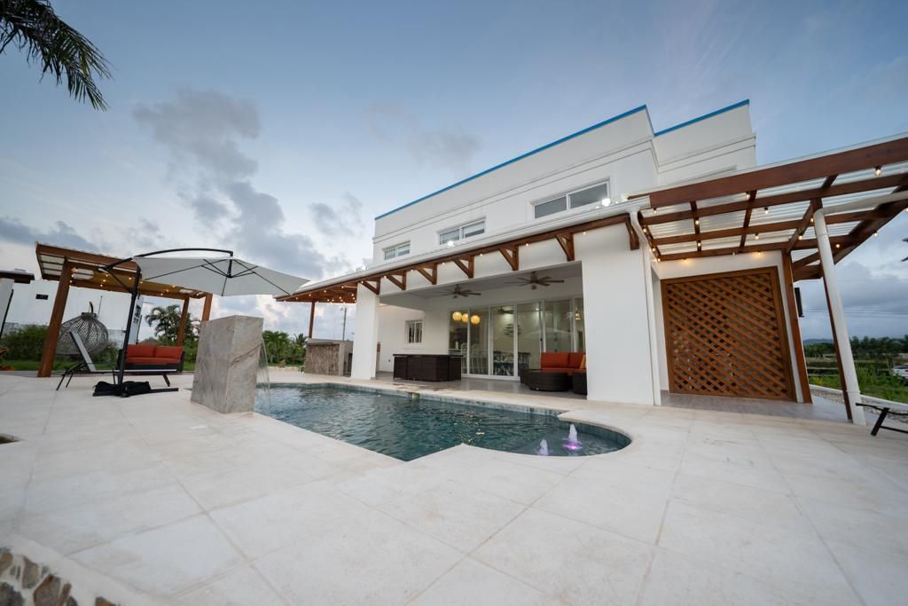 Casa Azul en San Juan del Mar, Tela.