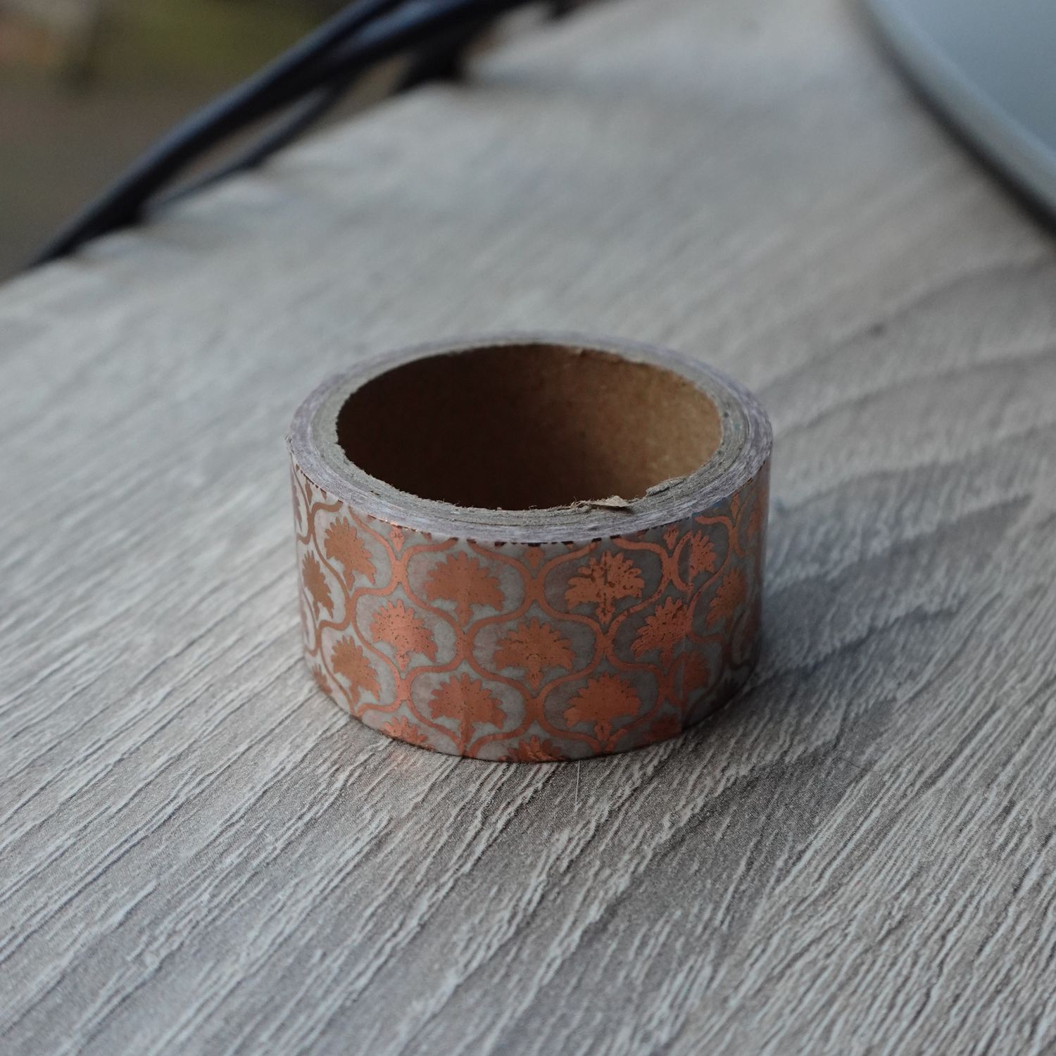 Witte washi tape met gouden patroon